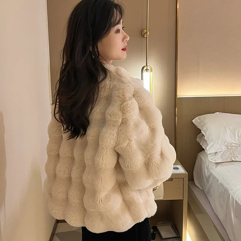 HOOOFUR Faux Fur Coat Women New Style Short Imitation 2025