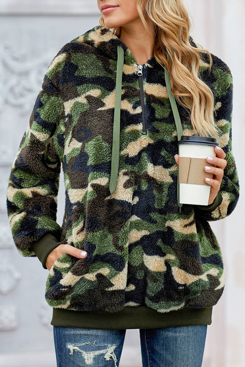 2024 Fall and Winter New Arrival Velvet Padded Hooded Sweatshirt Women Fashion Loose Plus Size Fashion Camouflage Printed Long-Sleeved Top Women